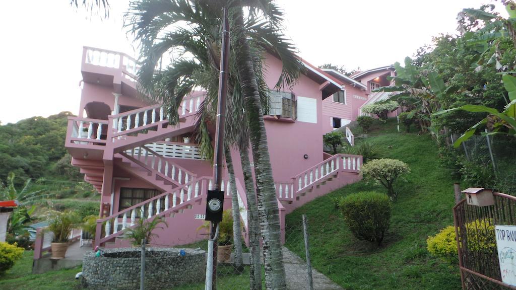 Top Ranking Hill View Guesthouse Speyside Exterior photo